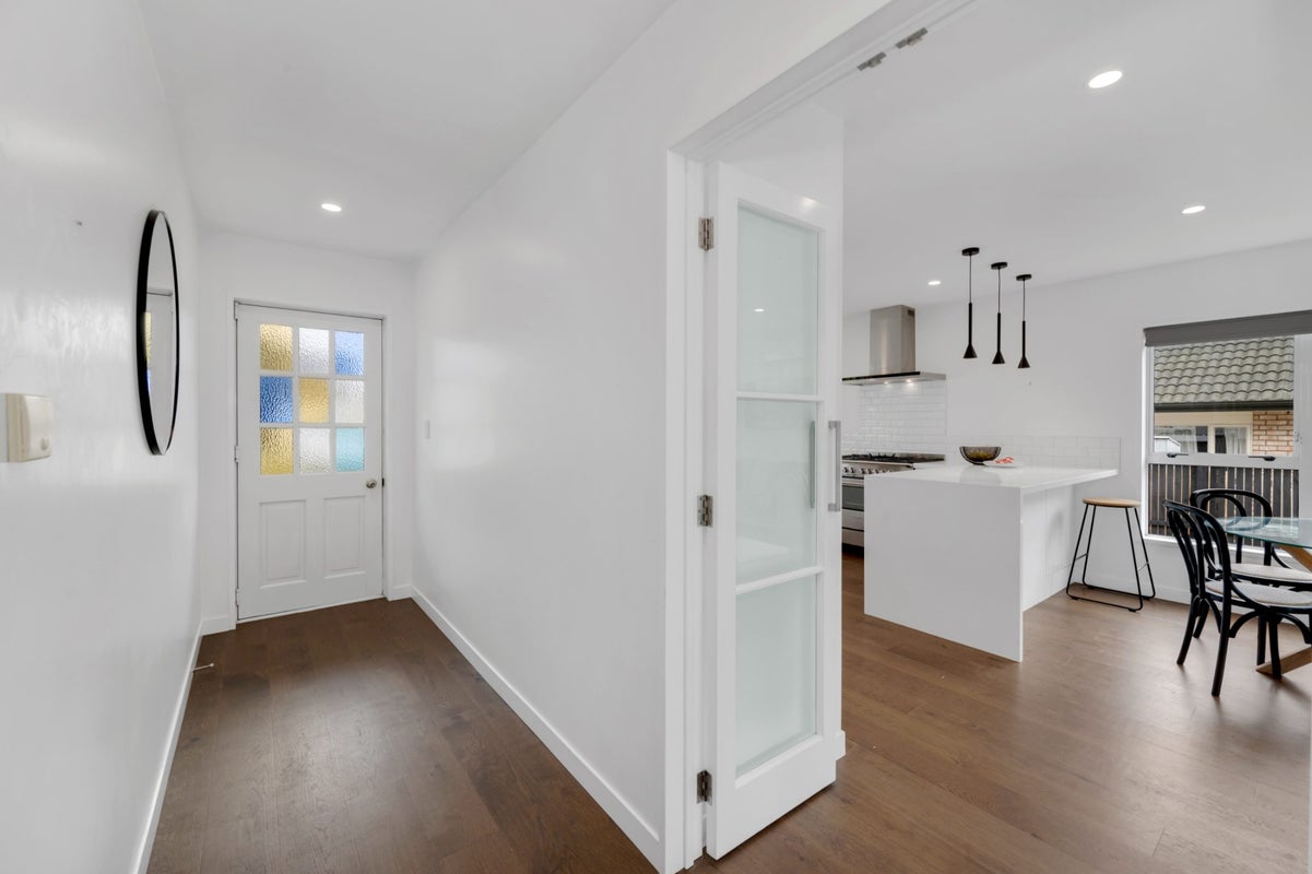61A Gibraltar Street, Howick, Auckland - Carousel 2