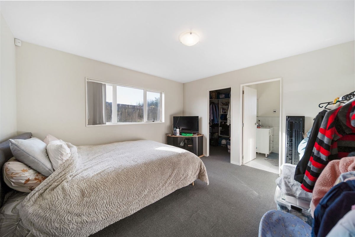 35 Lachlan Place, Favona, Auckland - Carousel 2