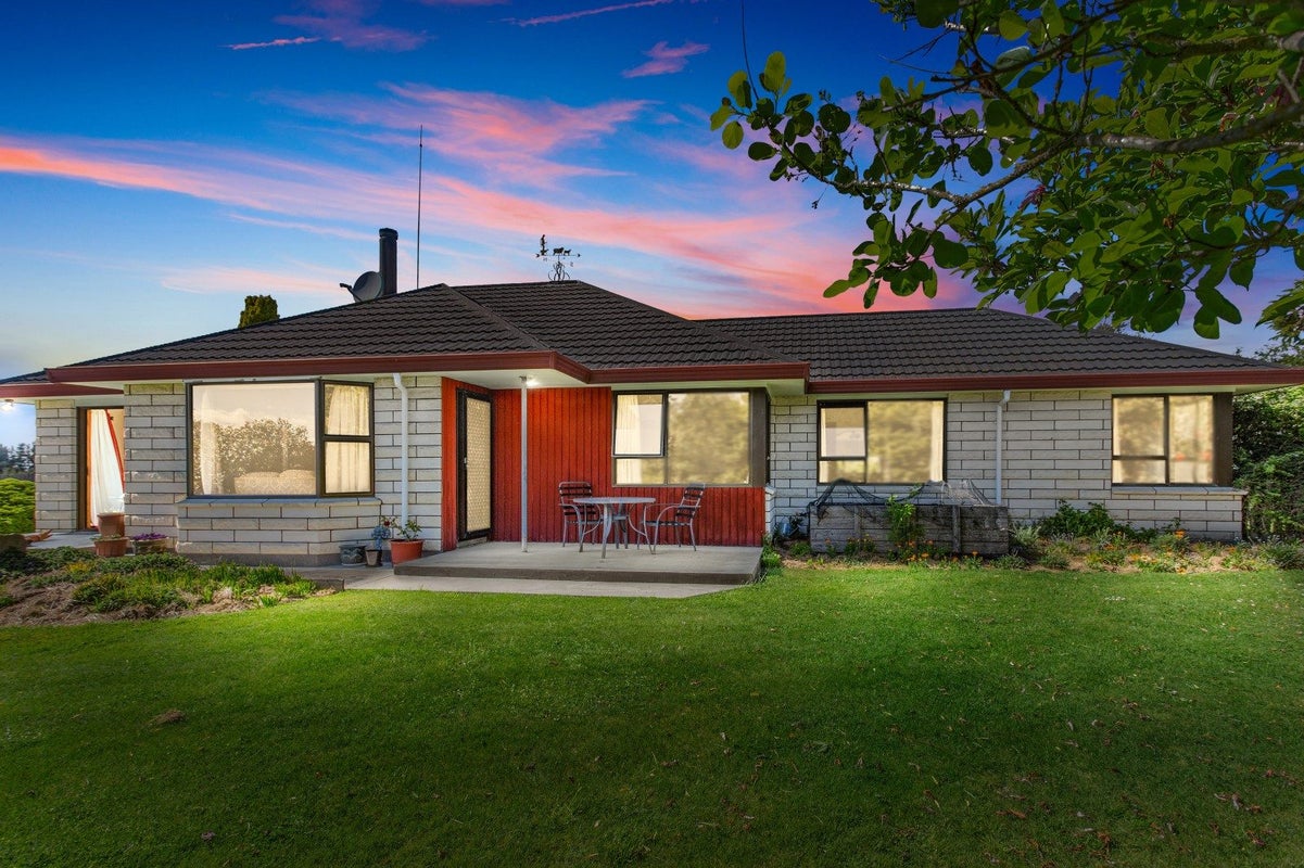 679 Oxford Road, Fernside, Rangiora - Carousel 1