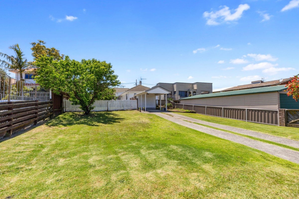 359 Maunganui Road, Mount Maunganui, Mount Maunganui - Carousel 2