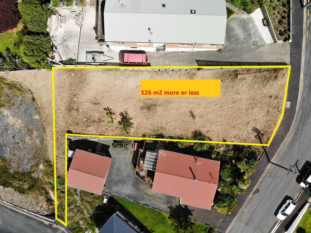 29 Lindsay Road, Lookout Point, Dunedin - Carousel 2
