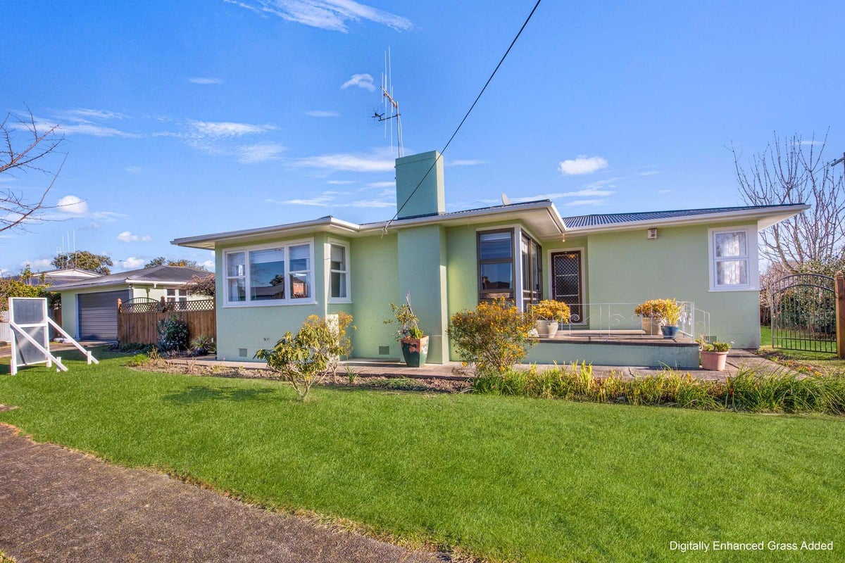 2 Marsden Place, Awapuni, Palmerston North - Carousel 2