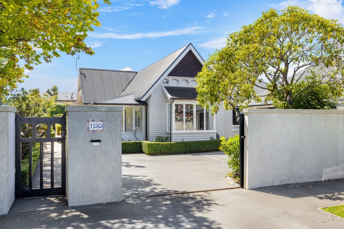 100 Winchester Street, Merivale, Christchurch - Carousel 1