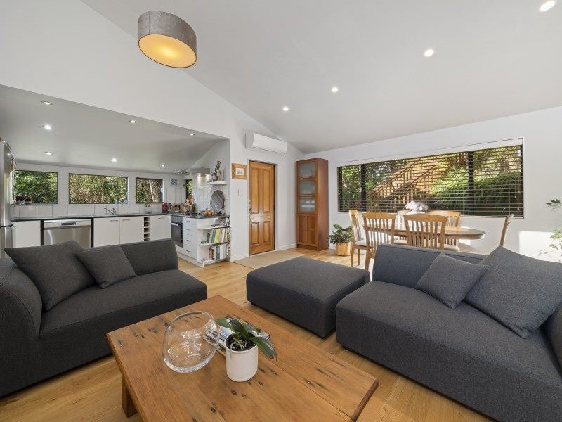 65A Thurleigh Grove, Karori, Wellington - Carousel 2