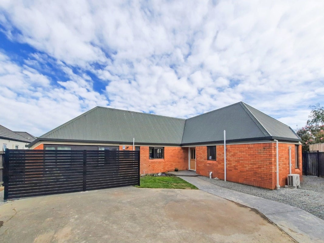 7A Fovant Street, Russley, Christchurch - Carousel 1
