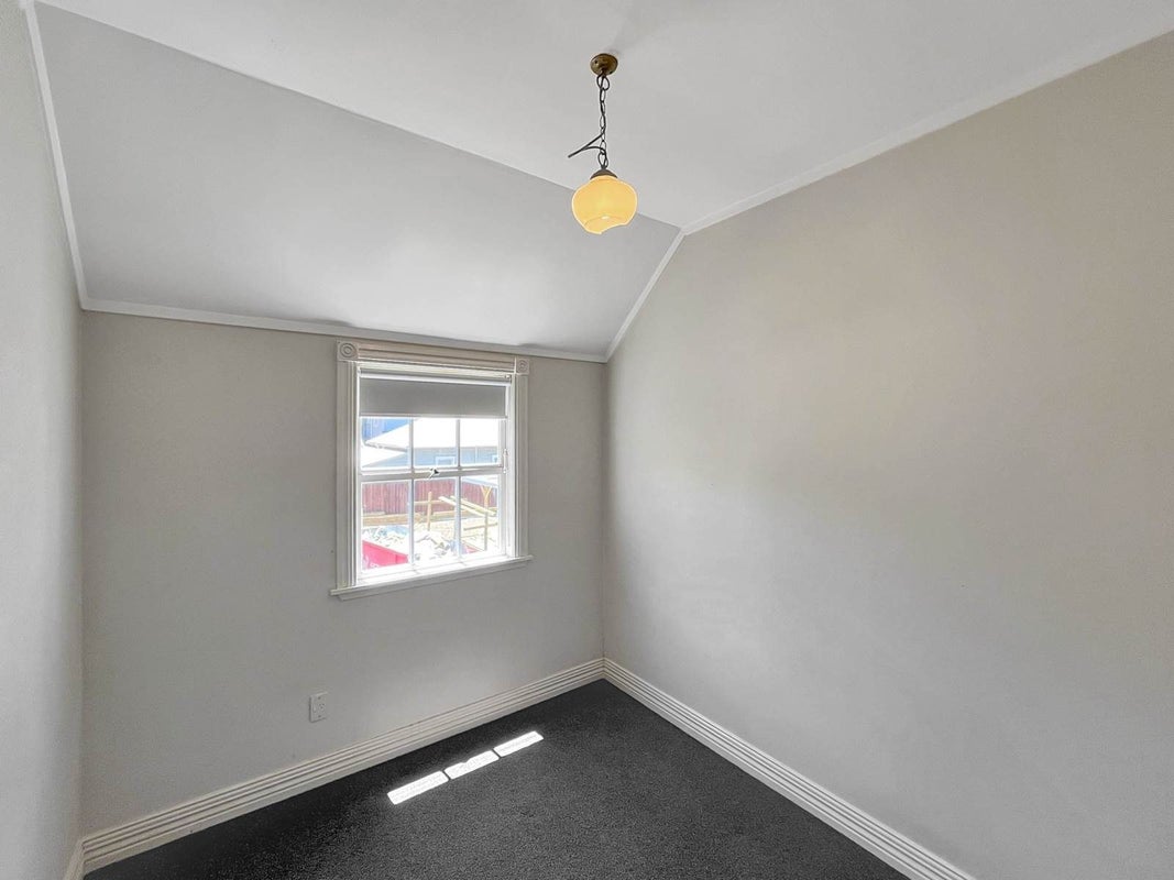 2/22 Claremont Street, Newmarket, Auckland - Carousel 6