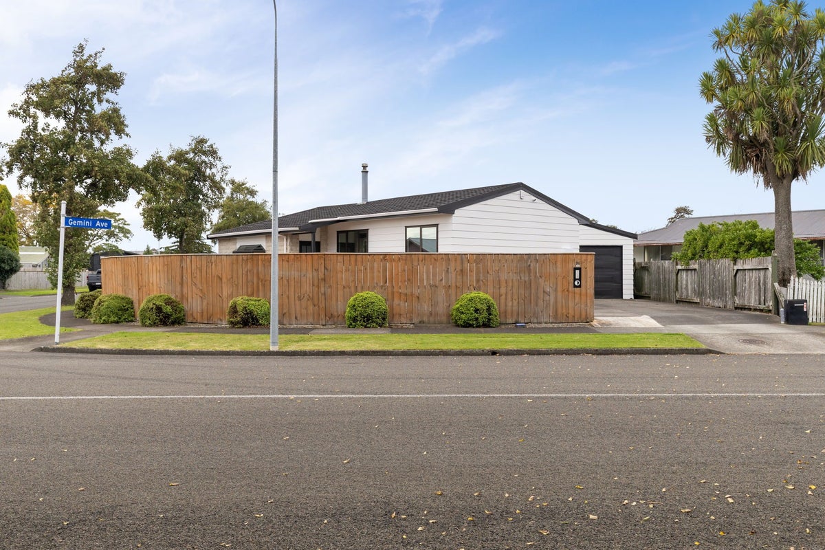 50 Gemini Avenue, Milson, Palmerston North - Carousel 1