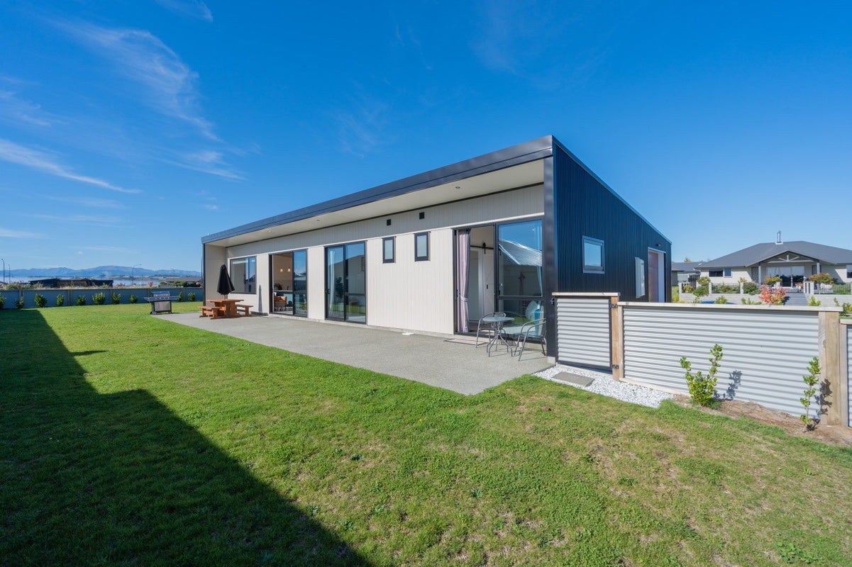 137 Dusky Street, Te Anau, Te Anau - Carousel 2