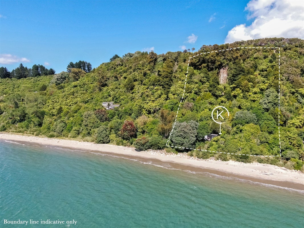 87 Beach Road, Collingwood - Carousel 2