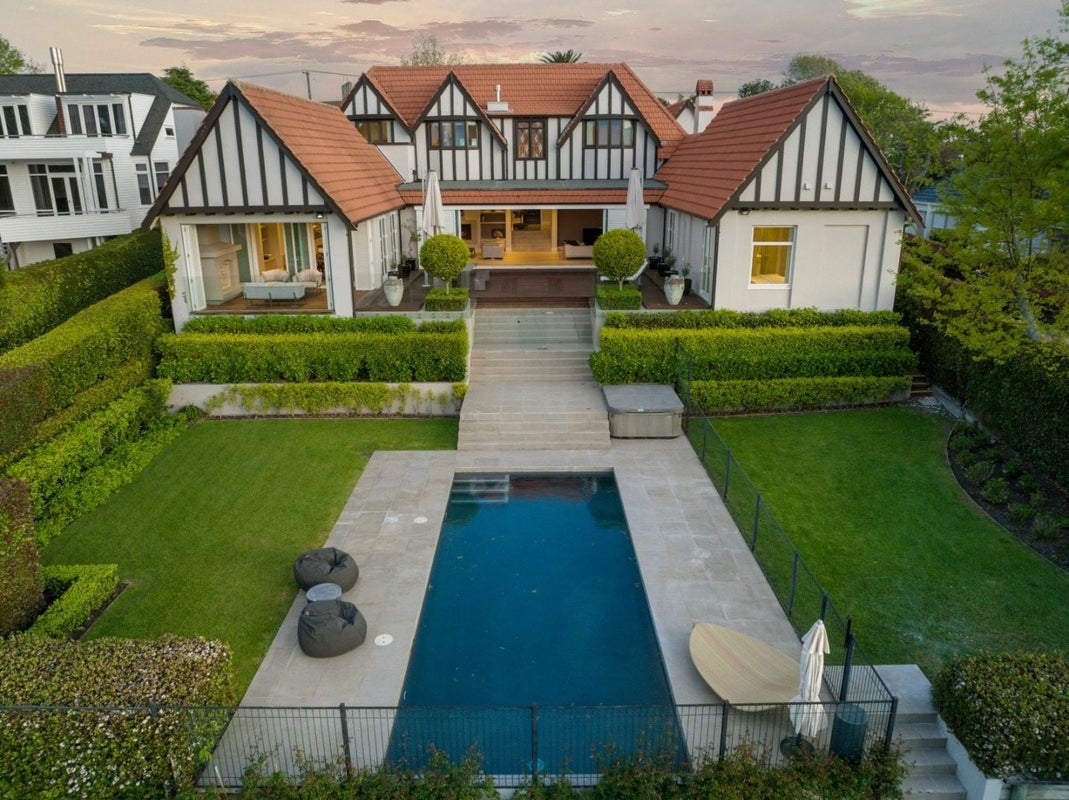 187 St Heliers Road, ST HELIERS, AUCKLAND - Carousel 2
