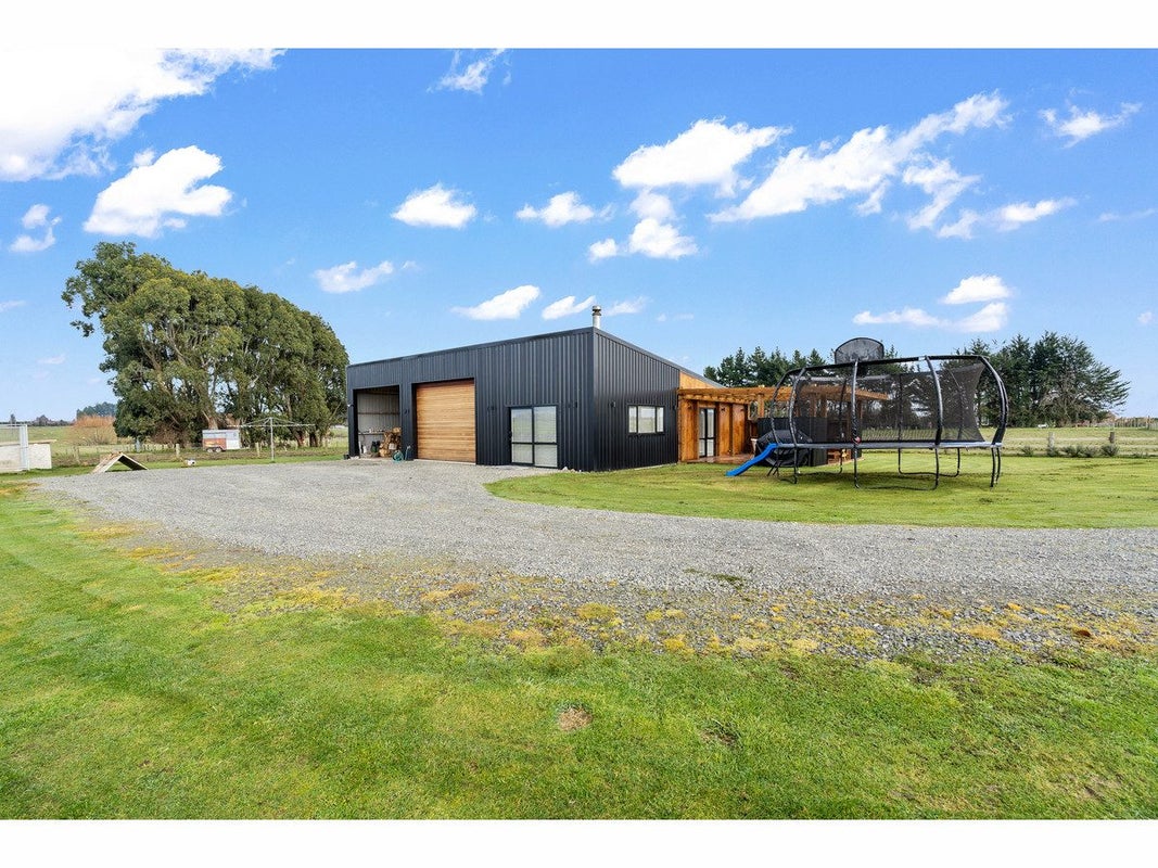 390 Mill Road North, Myross Bush, Invercargill - Carousel 37