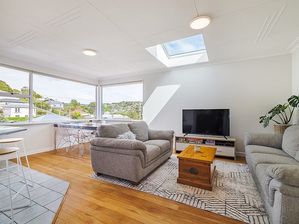 24A Fairfax Street, Maori Hill, Dunedin - Carousel 2