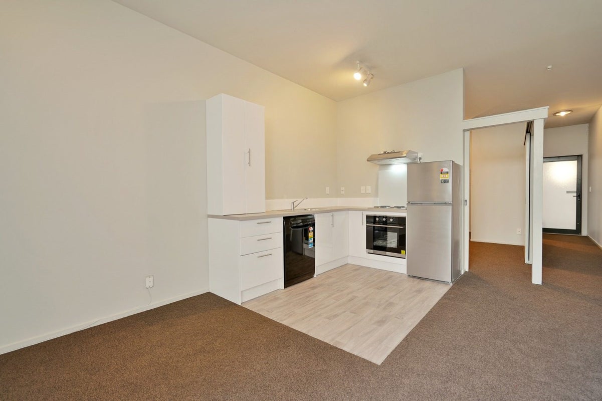 1H/30 Randolph Street, Newton, Auckland - Carousel 2
