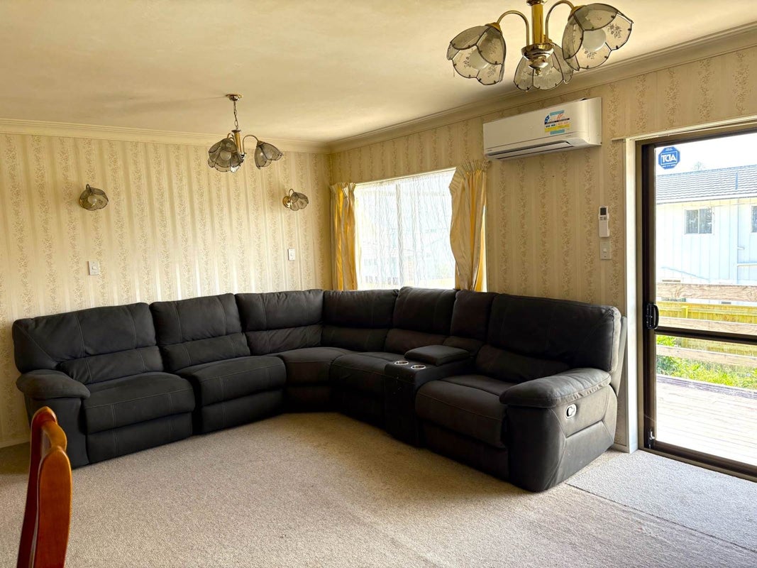 34B Taylor Road, Mangere Bridge, Auckland - Carousel 2