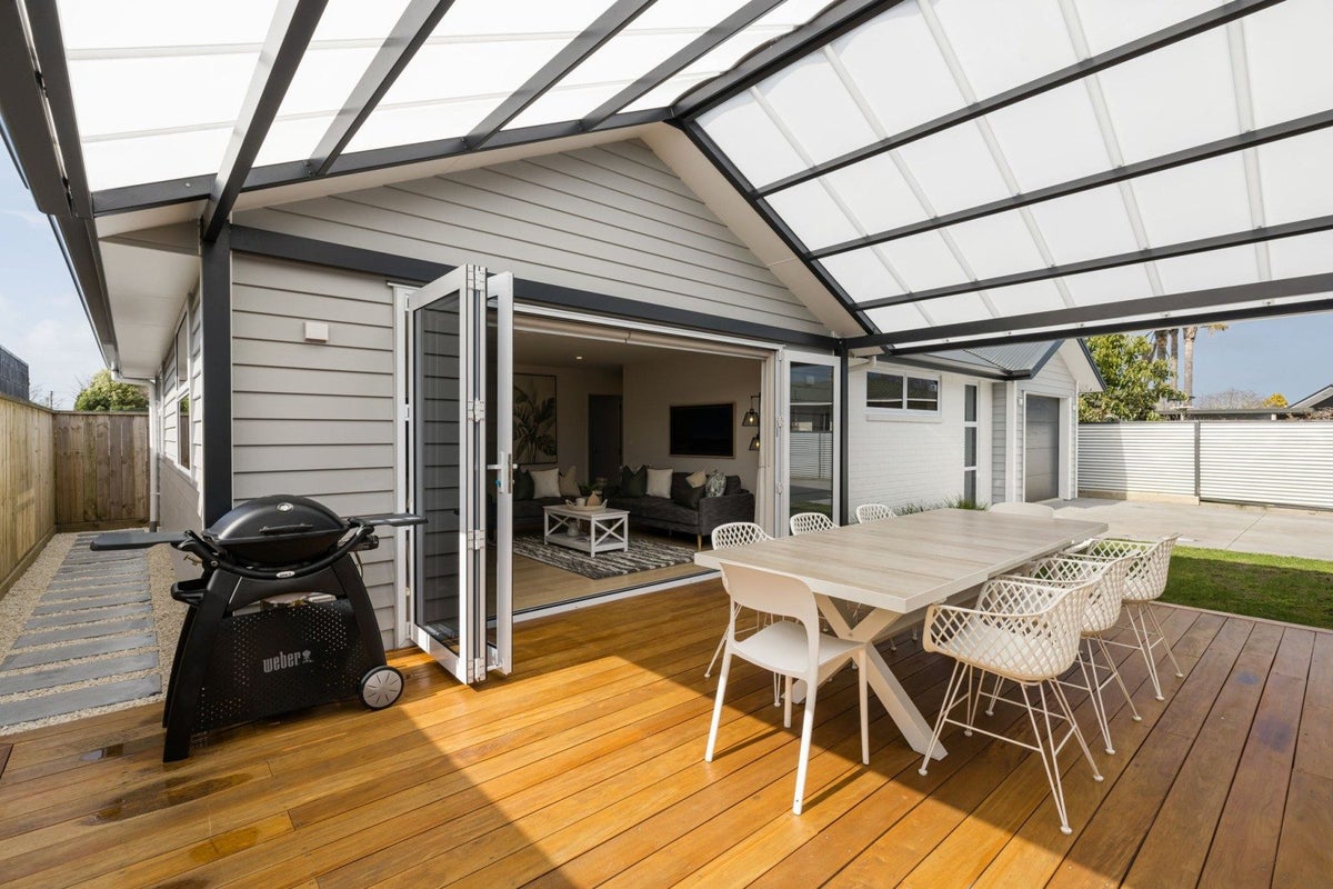 20A Ashurst Avenue, Pukete, Hamilton - Carousel 1
