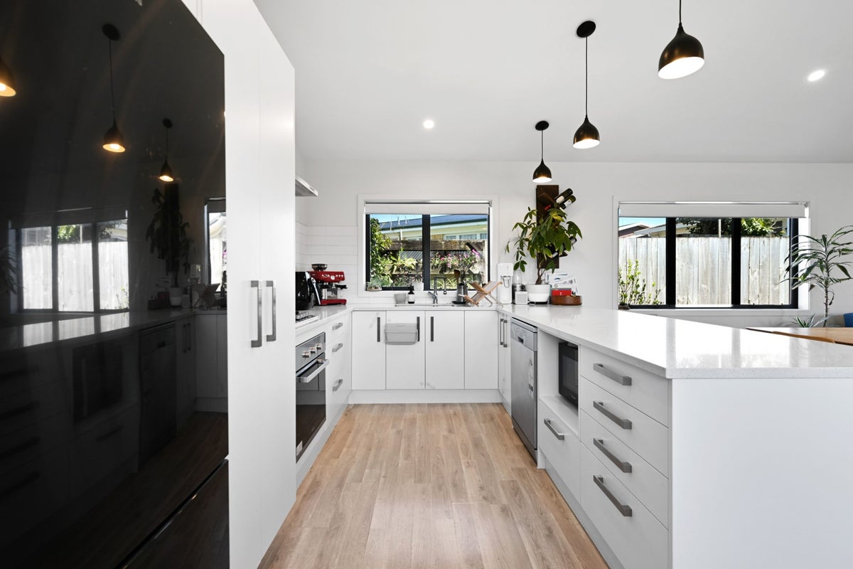 35A Urlich Avenue, Melville, Hamilton - Carousel 2