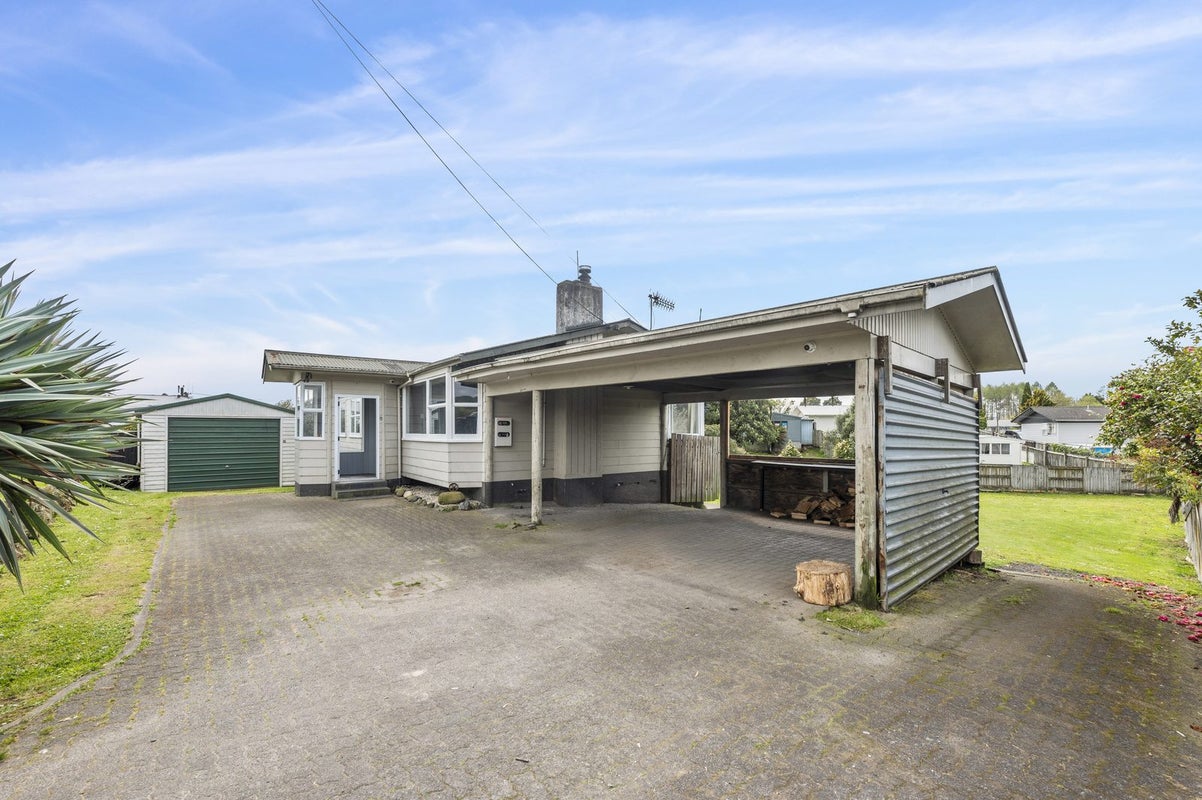 24 Alison Street, Mangakakahi, Rotorua - Carousel 1