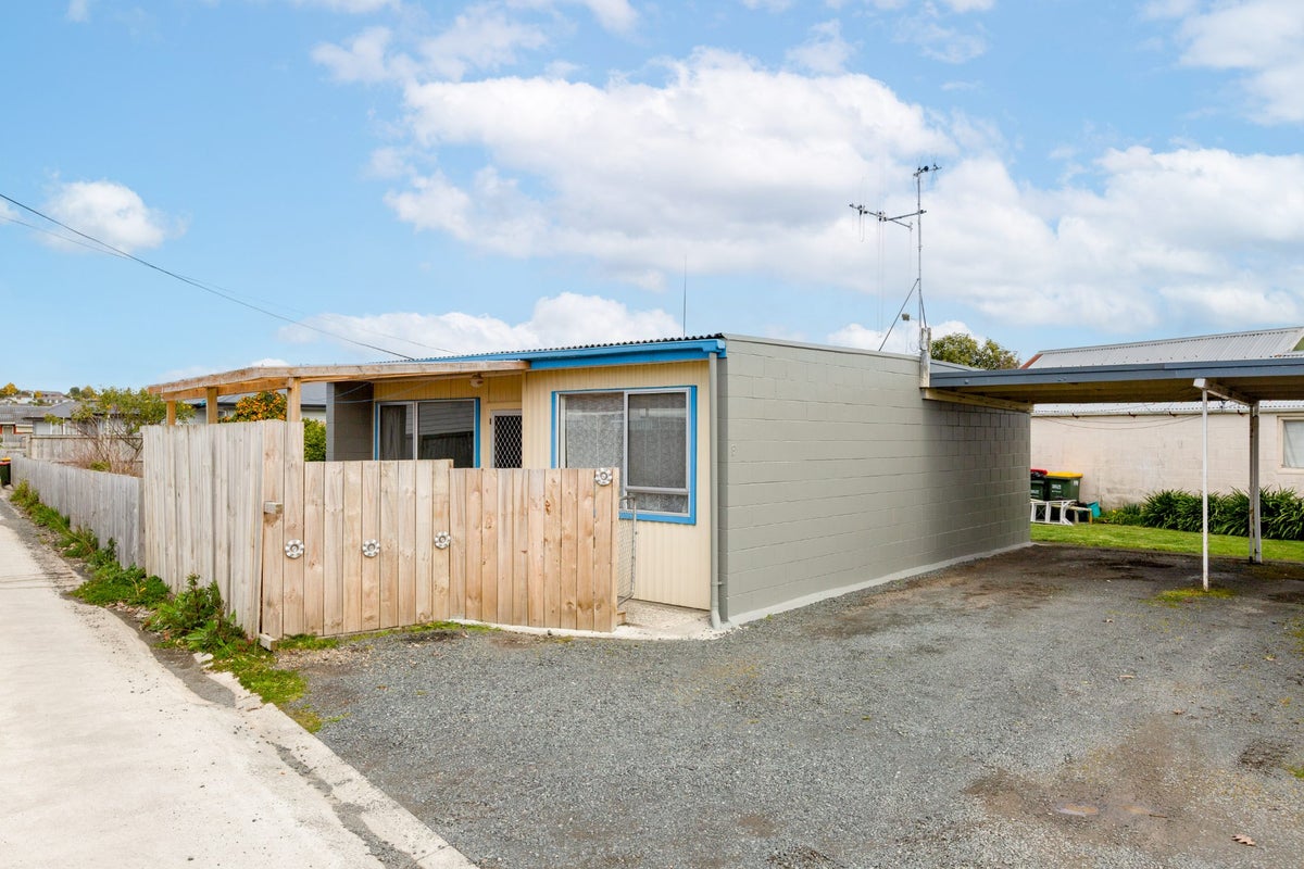 99B Whatawhata Road, Dinsdale, Hamilton - Carousel 1