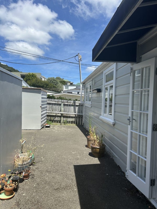 41 Austin Street, Mount Victoria, Wellington - Carousel 14