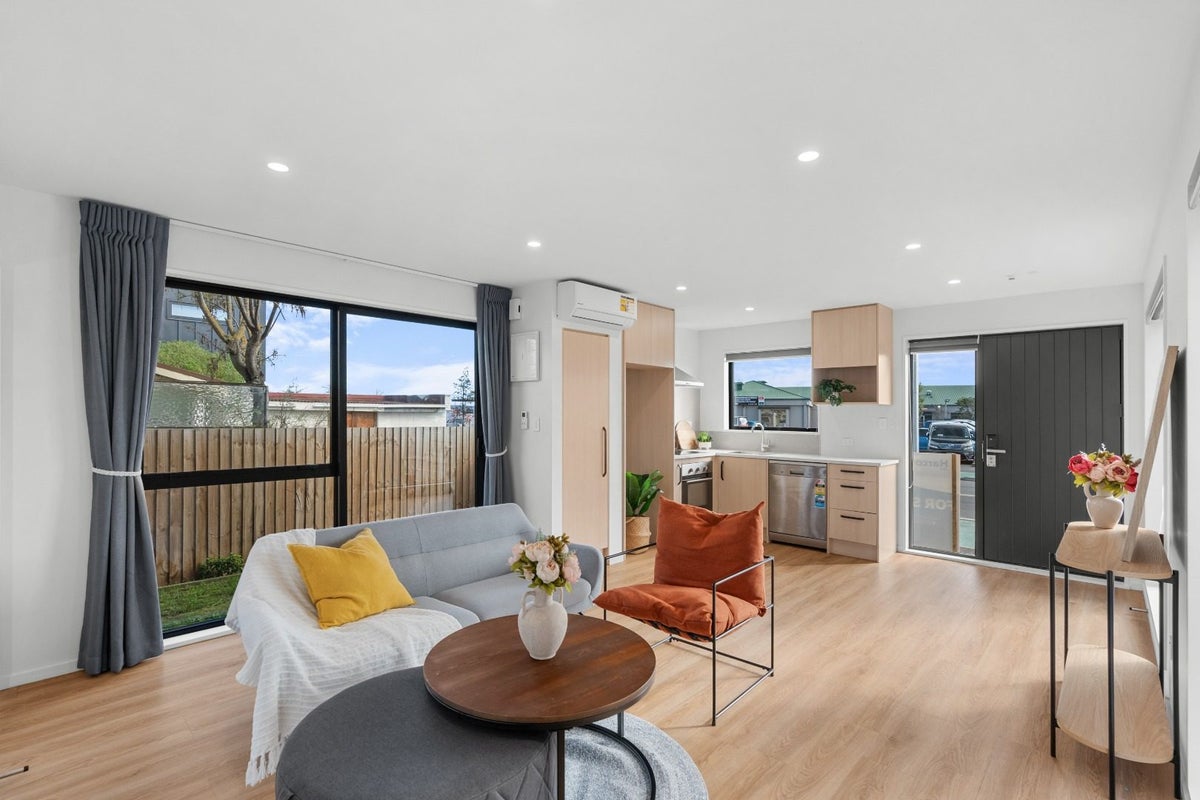 464A Wilsons Road North, Waltham, Christchurch - Carousel 1