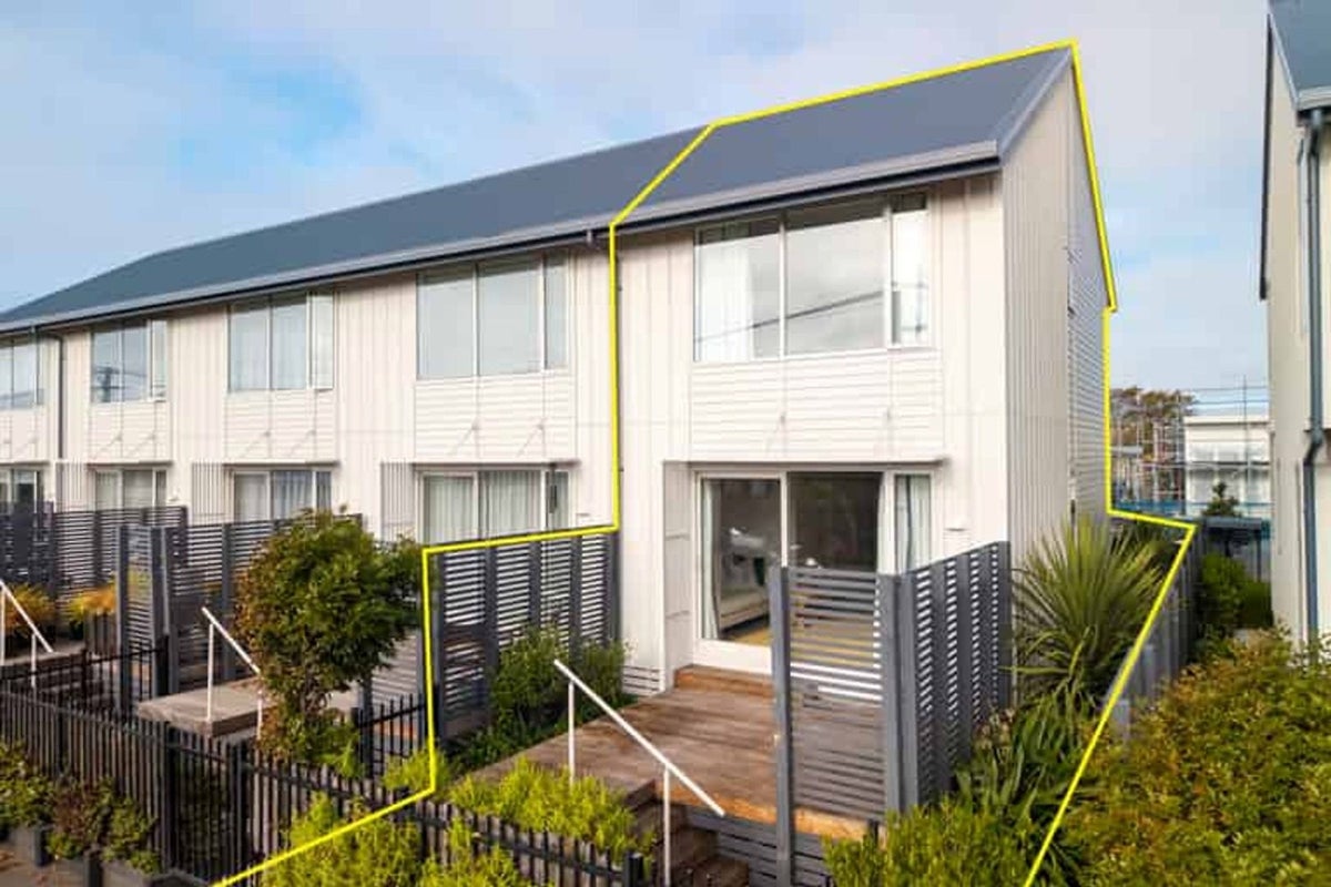 10 Sunshine Lane, New Brighton, Christchurch - Carousel 1