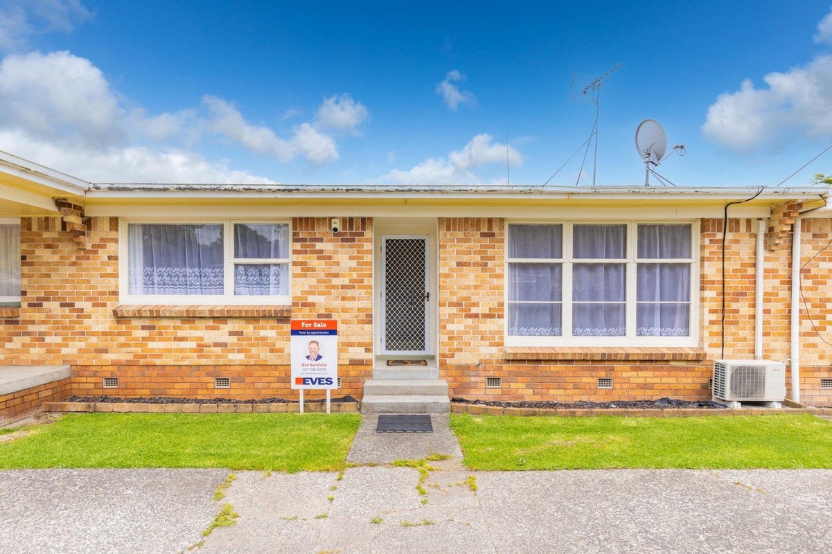 141B Galloway Street, Hamilton East, Hamilton - Carousel 1