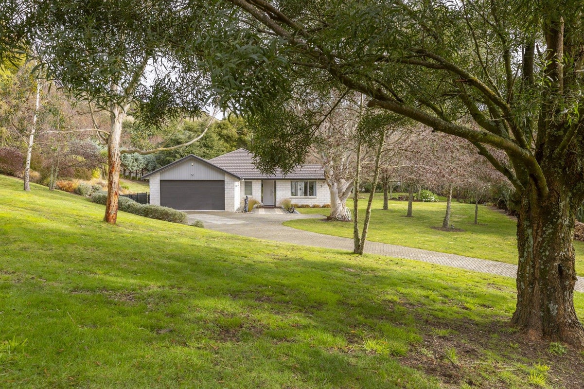 66 Ramsay Drive, Acacia Bay, Taupo, Waikato - Carousel 2