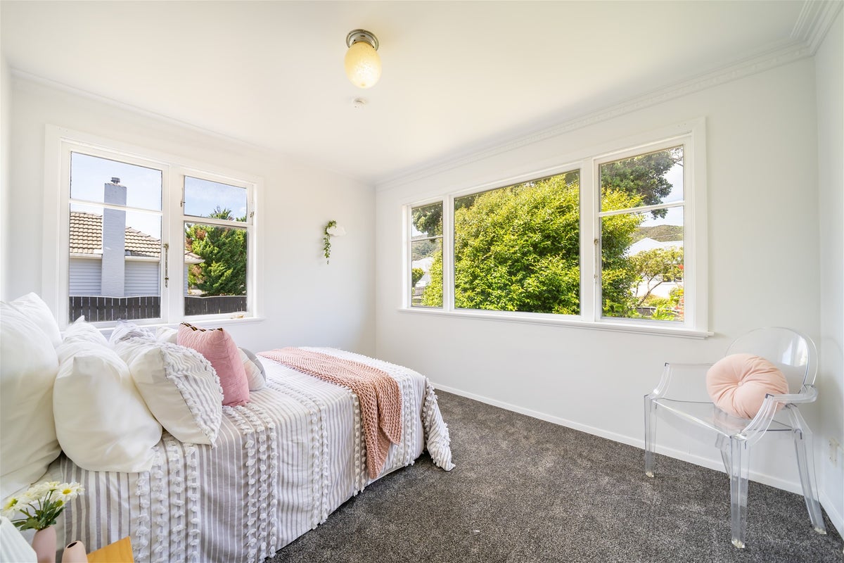 1/9 Mcdonald Street, Taita, Lower Hutt - Carousel 17