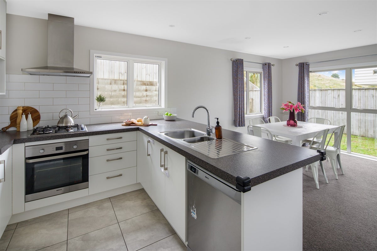 209A Mclintock Street North, Johnsonville, Wellington - Carousel 1