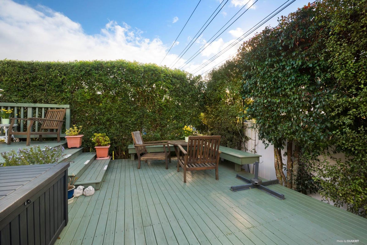 2/56 Glenvar Road, Torbay, Auckland - Carousel 2