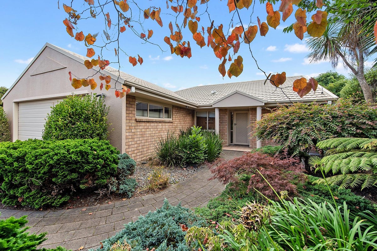 1 Abbie Lane, Rototuna, Hamilton - Carousel 11