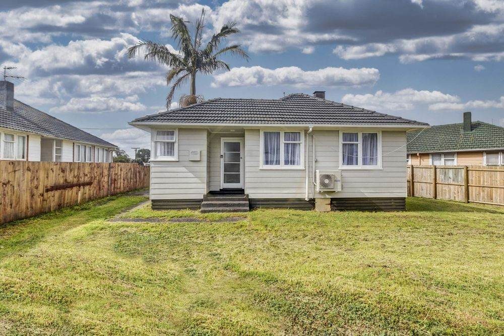 14 Matamata Place, Otara, Auckland - Carousel 1