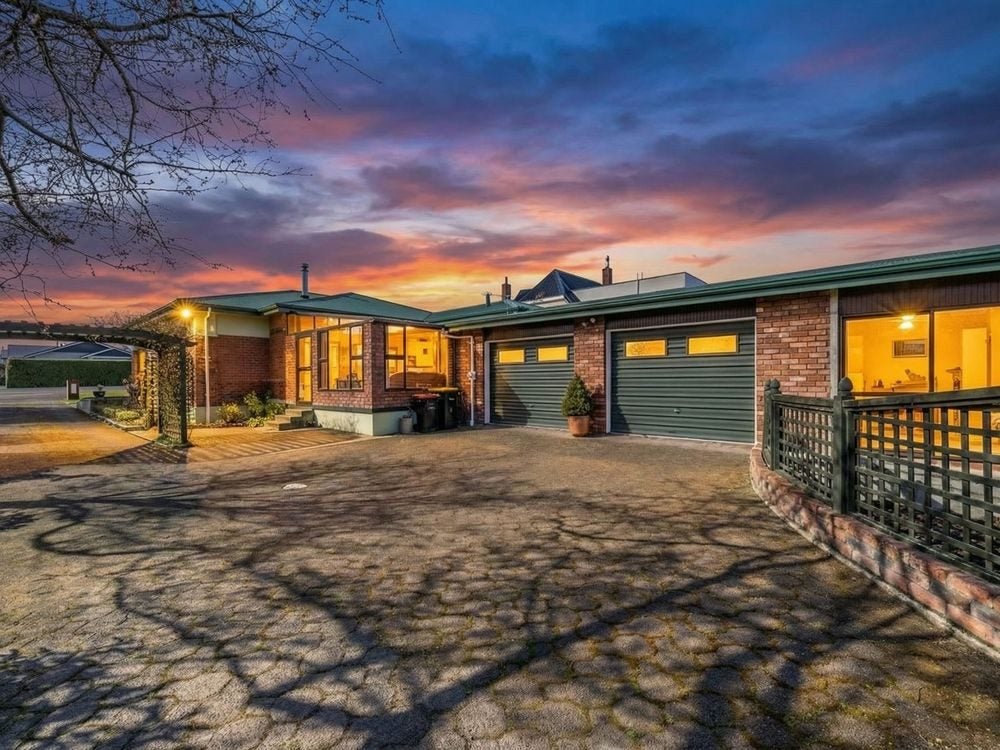 442 Queens Drive, Windsor, Invercargill - Carousel 1