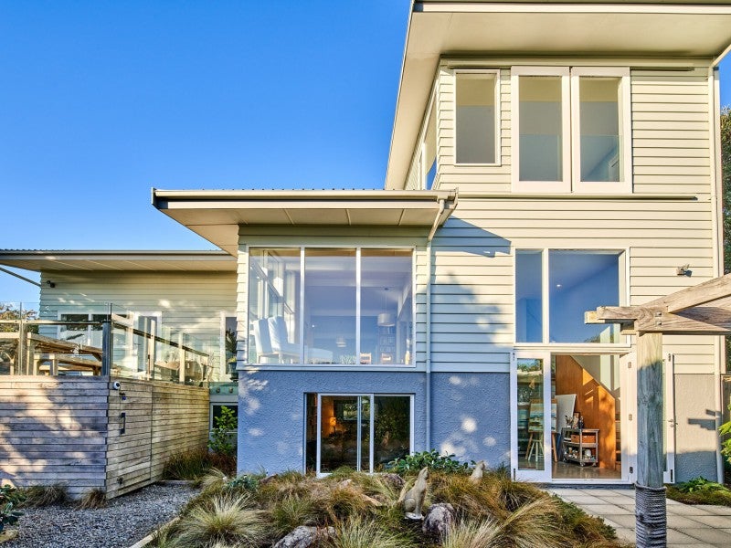 18 Arawa Street, Raumati Beach, Paraparaumu - Carousel 1