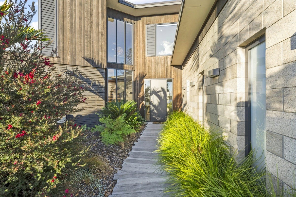 140 Estuary Drive, Mangawhai Heads, Mangawhai - Carousel 2