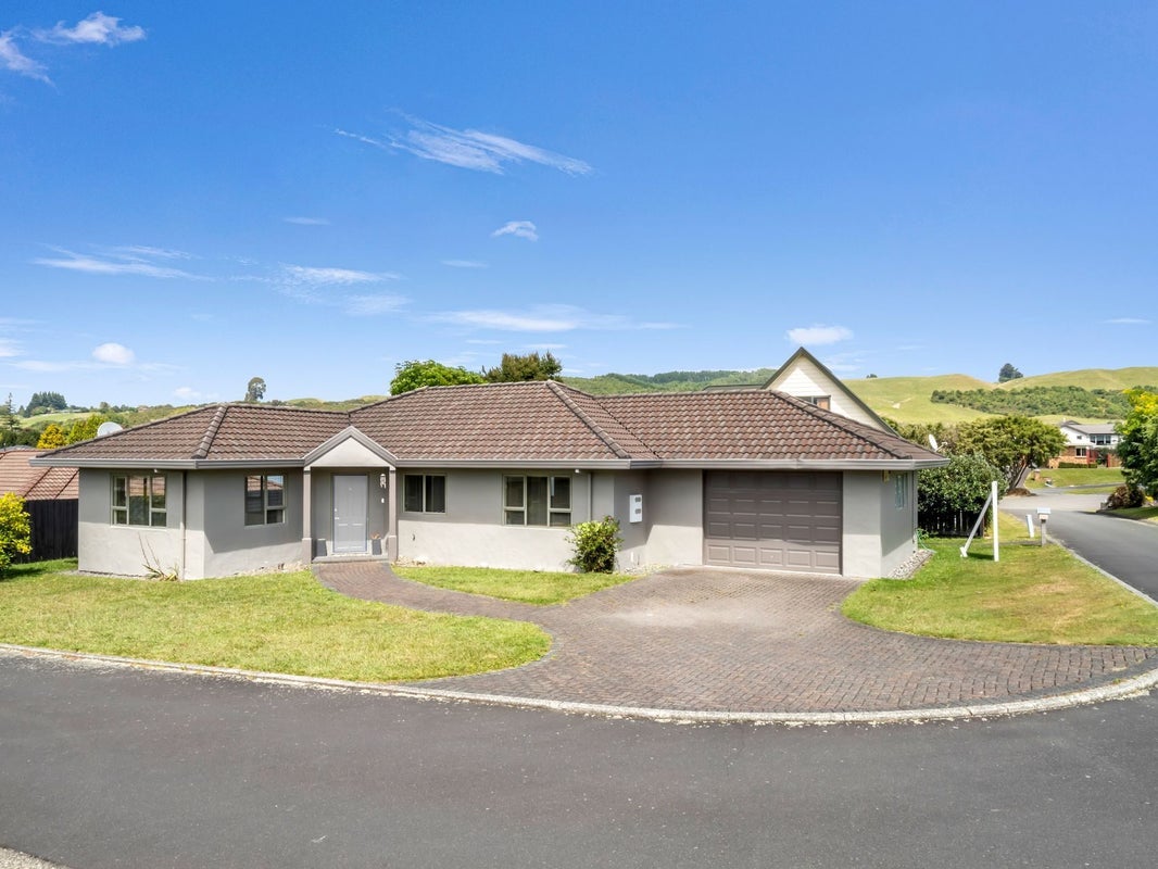 61 Hodgkins Street, Pukehangi, Rotorua - Carousel 2