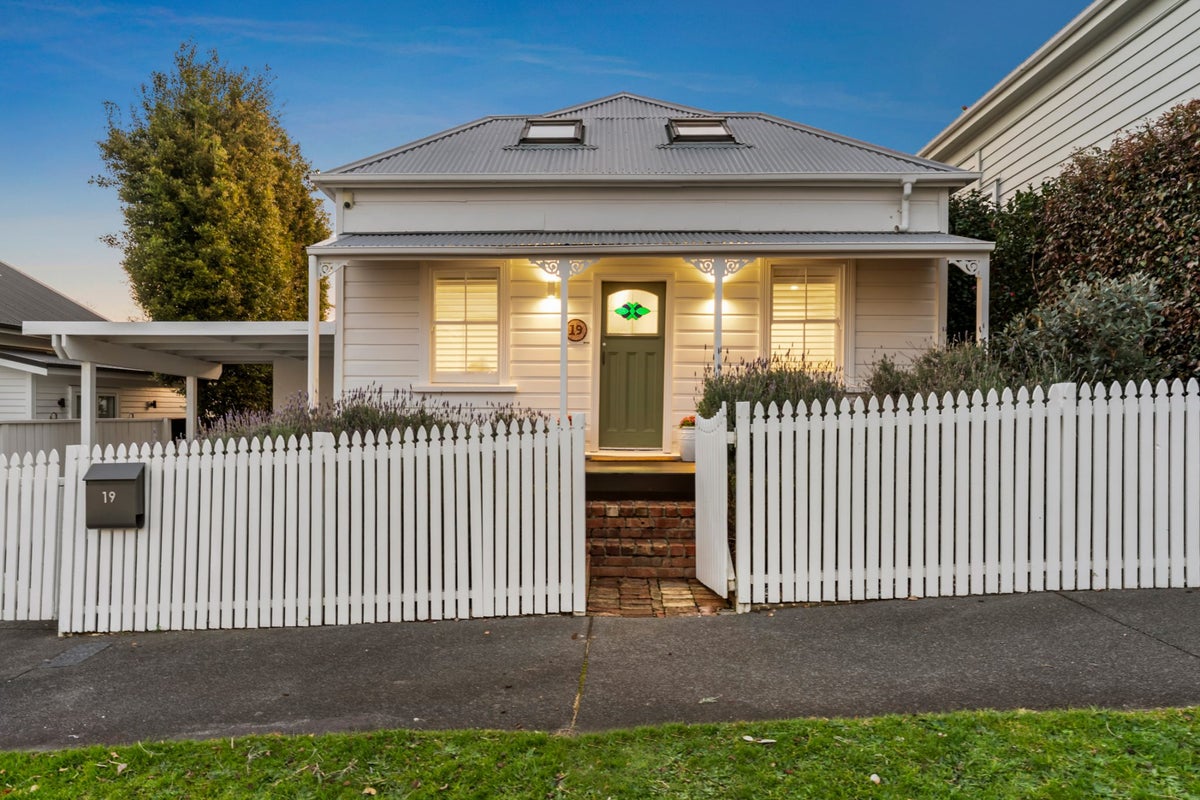 19 Bayfield Road, Ponsonby, Auckland - Carousel 1