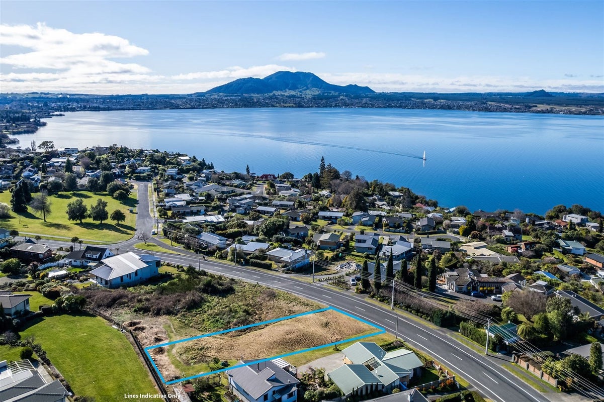 26 Wakeman Road, Acacia Bay, Taupo - Carousel 1
