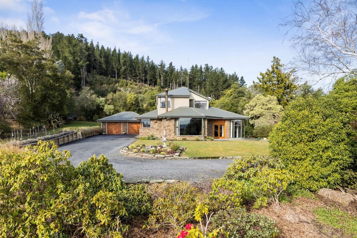 453 East Taieri-Allanton Road, Allanton, Mosgiel - Carousel 1