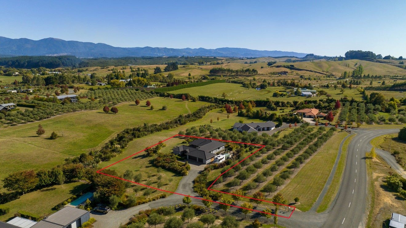 445 Old Coach Road, Upper Moutere - Carousel 20