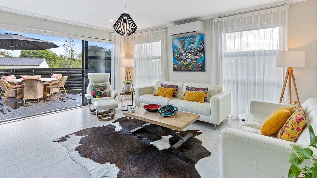 22 Mareretu Avenue, Patumahoe, Pukekohe - Carousel 1
