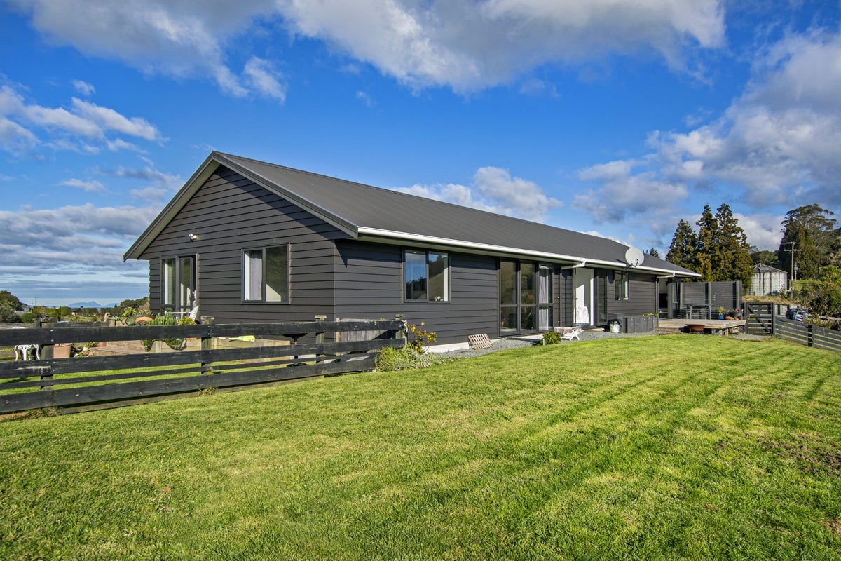 178 Millington Road, Whangarei - Carousel 1