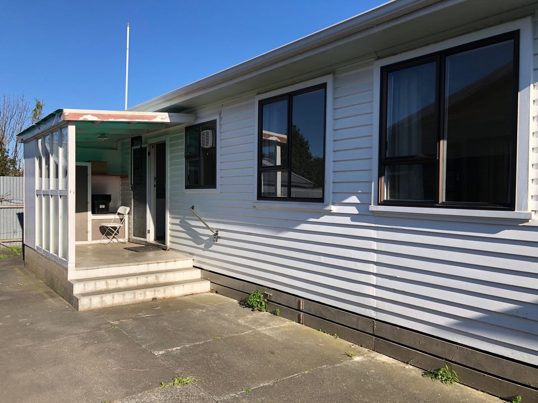46 Fleming Crescent, Maraenui, Napier - Carousel 2