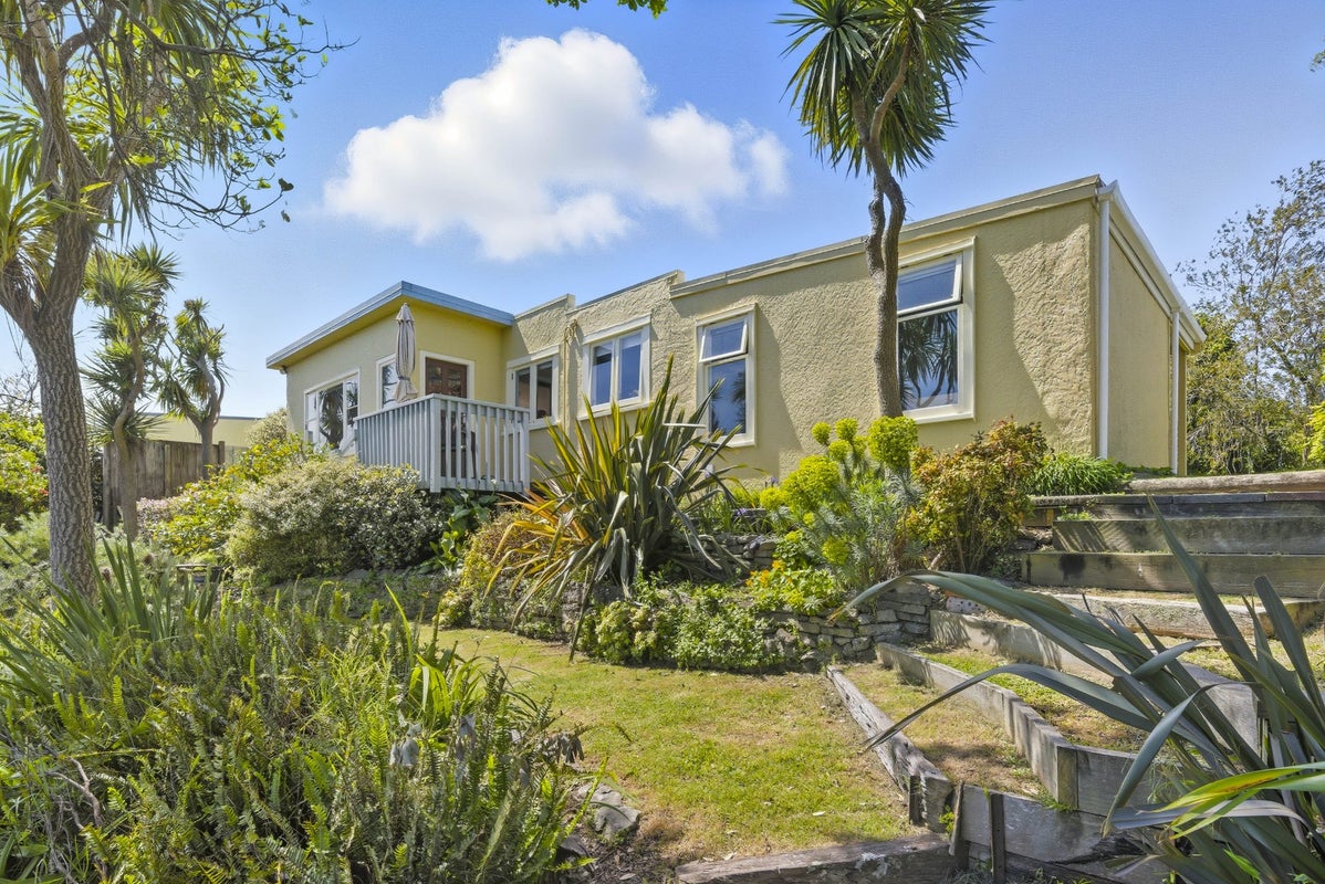 74A Raumati Road, Raumati Beach, Paraparaumu - Carousel 2