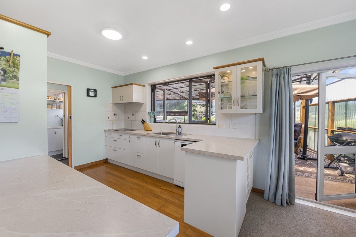 3 Brassey Street, Waverley, South Taranaki, Taranaki - Carousel 2