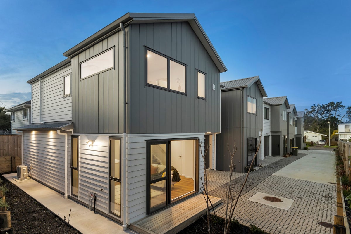 27E O'Donn Avenue, Beach Haven, Auckland - Carousel 17