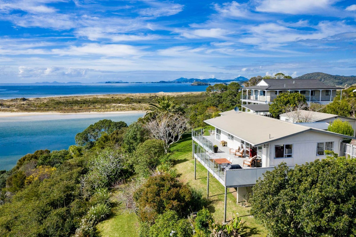 29 Shoebridge Crescent, Ngunguru, Whangarei - Carousel 2