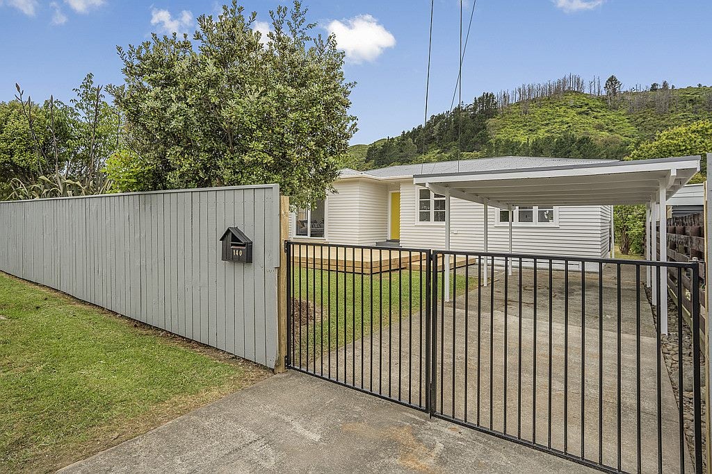 140 Moohan Street, Wainuiomata, Lower Hutt - Carousel 1