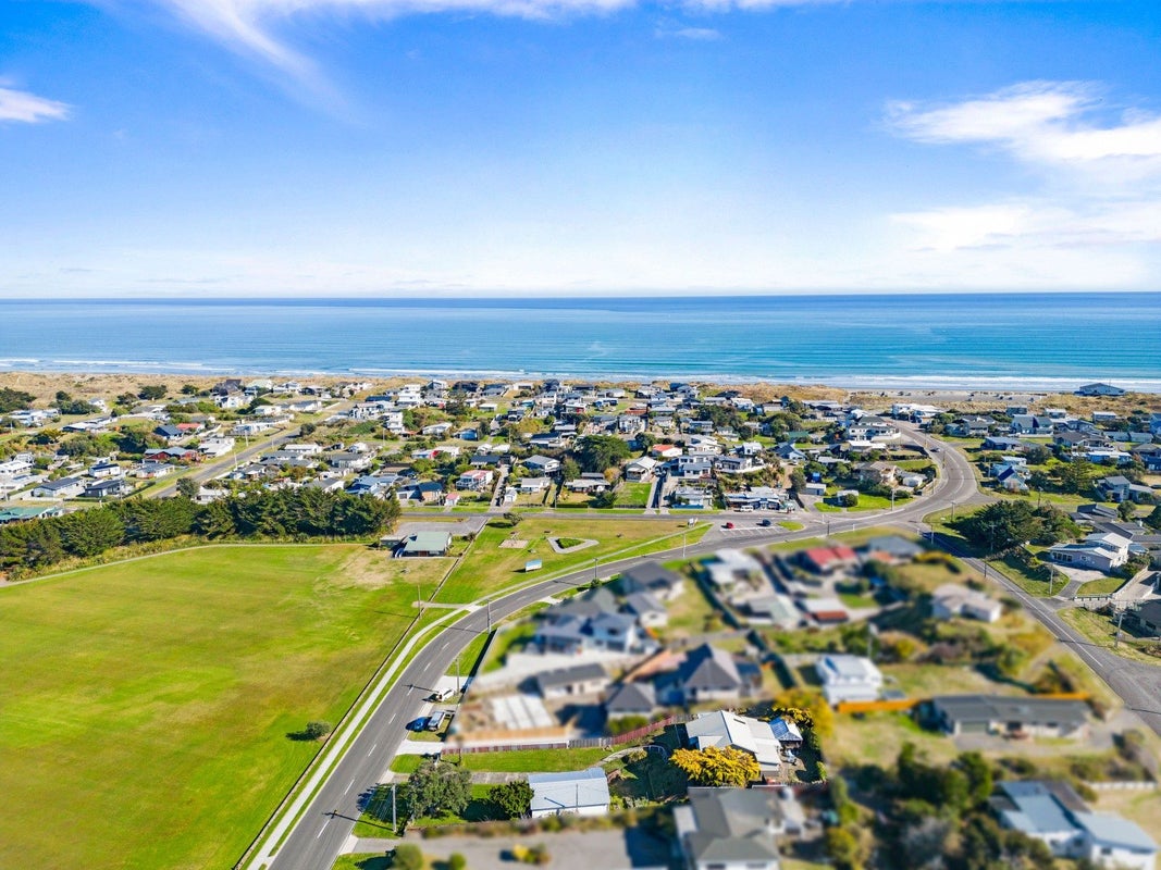 27 Bond Street, Foxton Beach, Foxton - Carousel 27