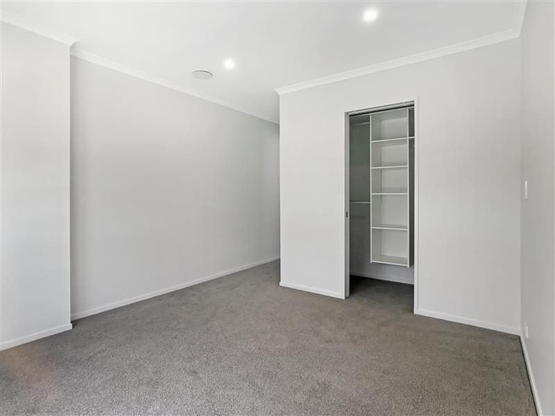 92 Te Napi Drive, Takanini, Auckland - Carousel 2